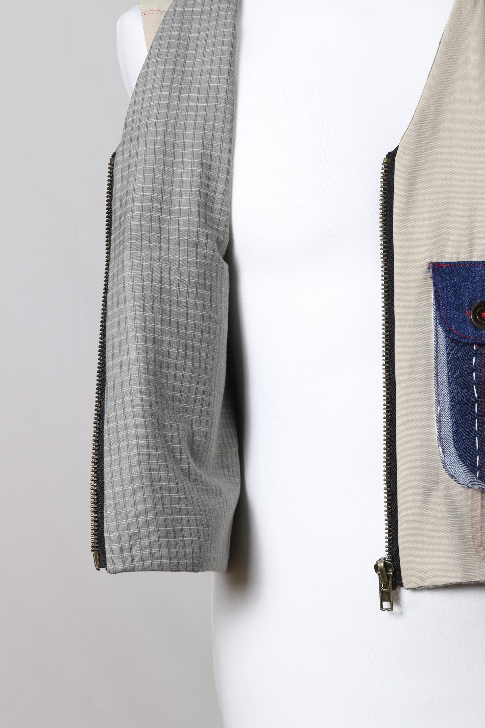 BANG! Patchwork Appliqué Utility Vest v1 thumbnail 4