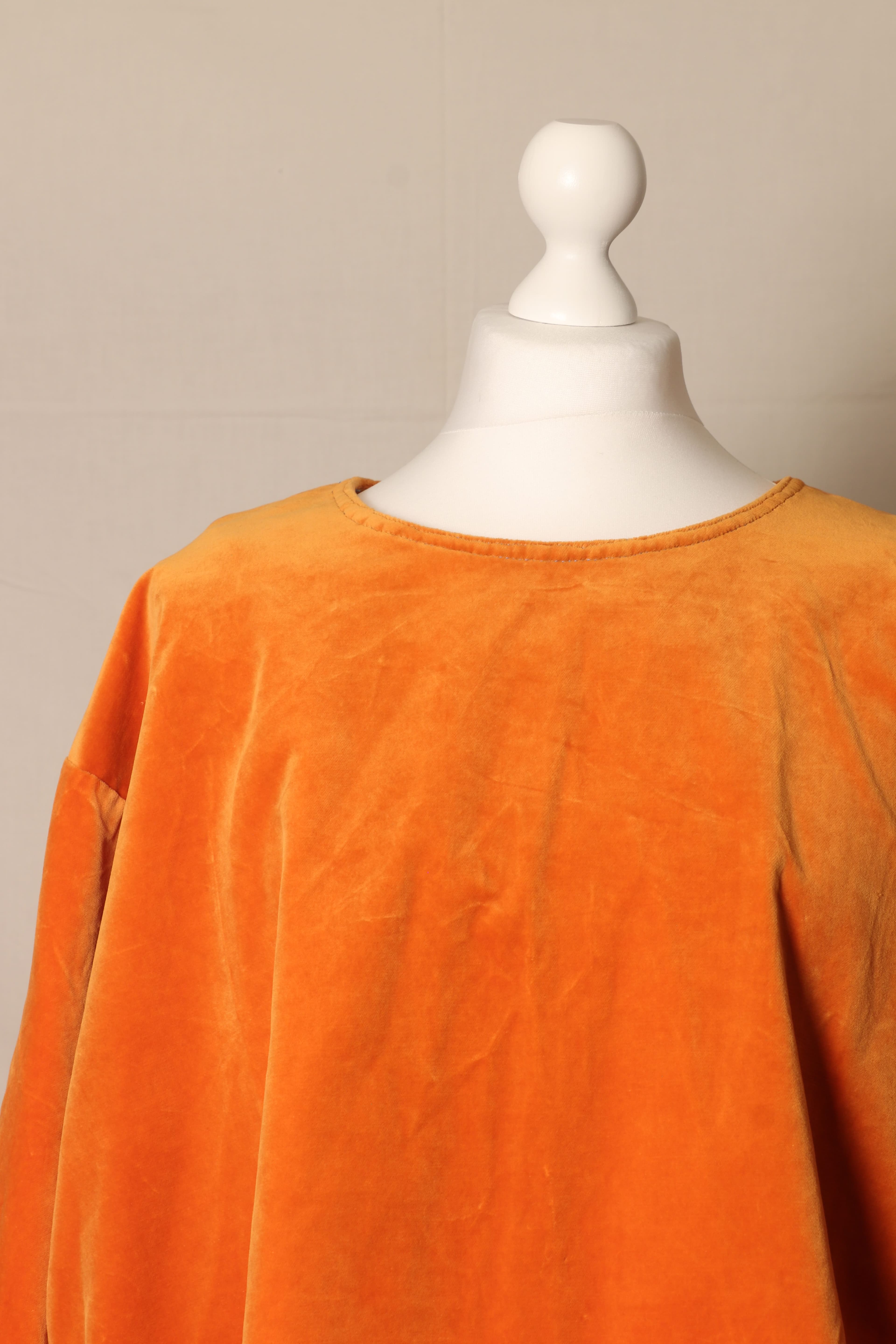 Vintage Orange Velvet Throw Over 01 thumbnail 7