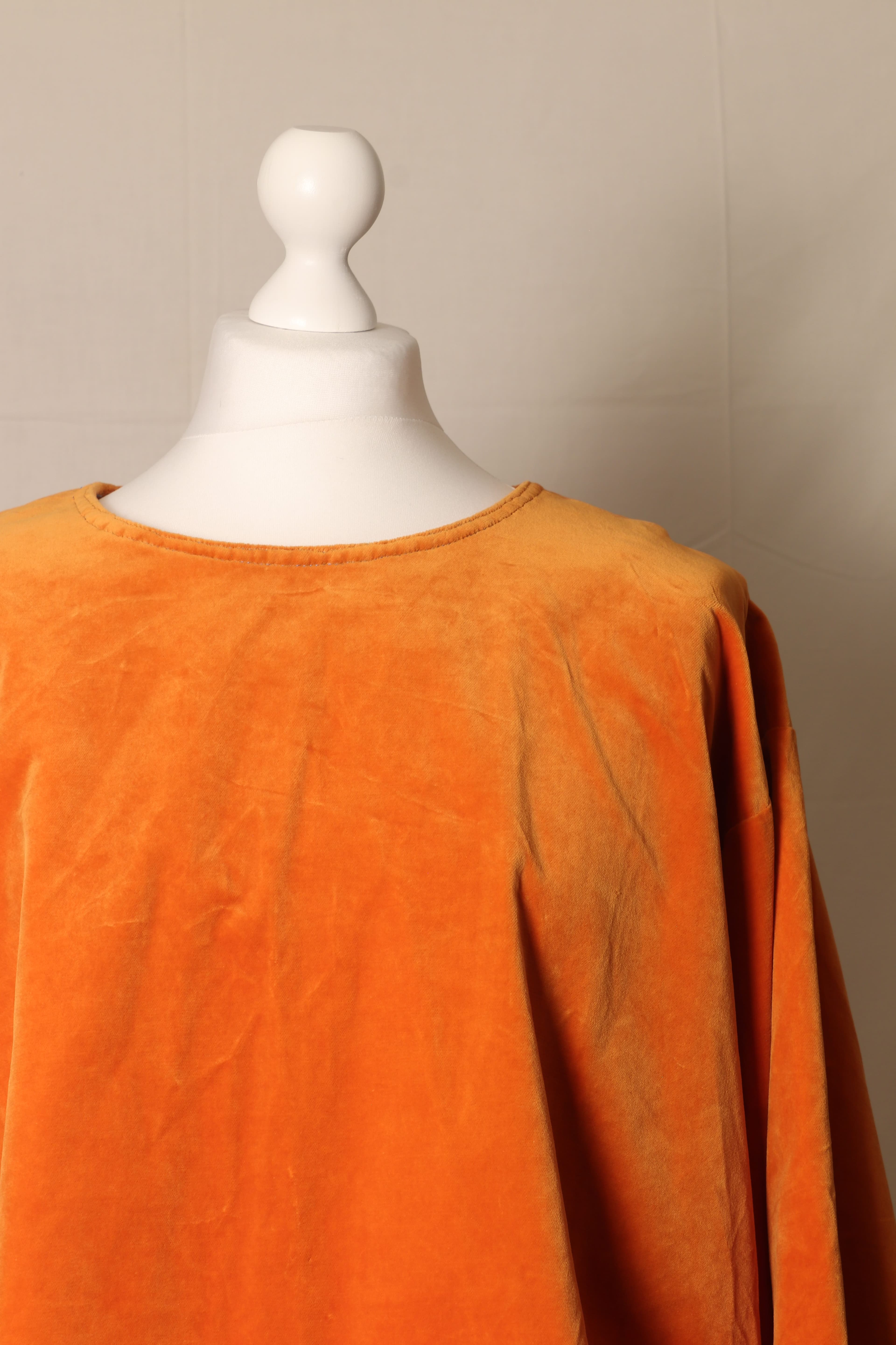 Vintage Orange Velvet Throw Over 01 thumbnail 8