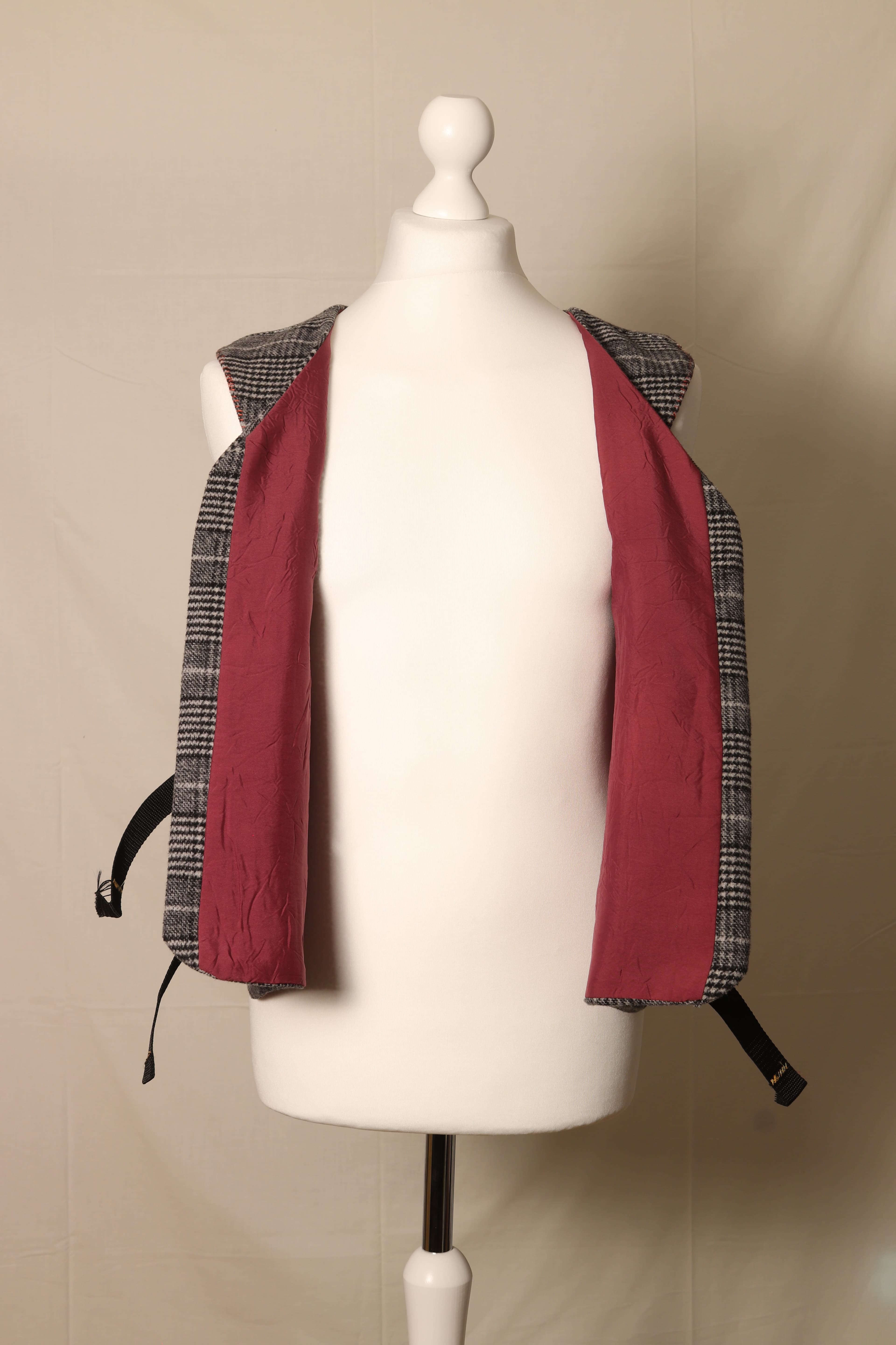 Wool Vest 01 alternate